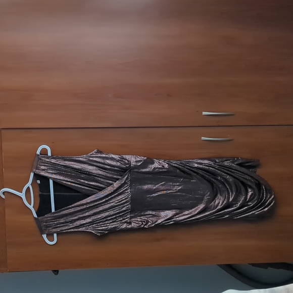 Dress - Picture 1 of 4